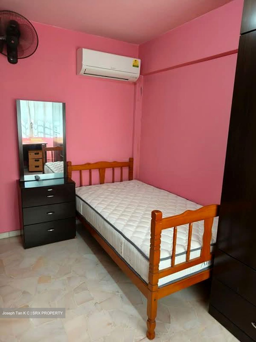 Blk 304 Fuchun Neighbourhood Centre (Woodlands), HDB Executive #531550751